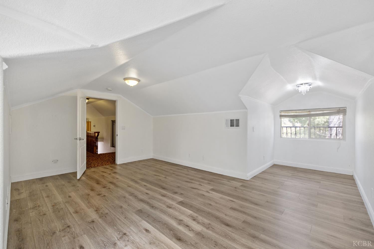 12524 Avenue 320, Visalia, CA 93291