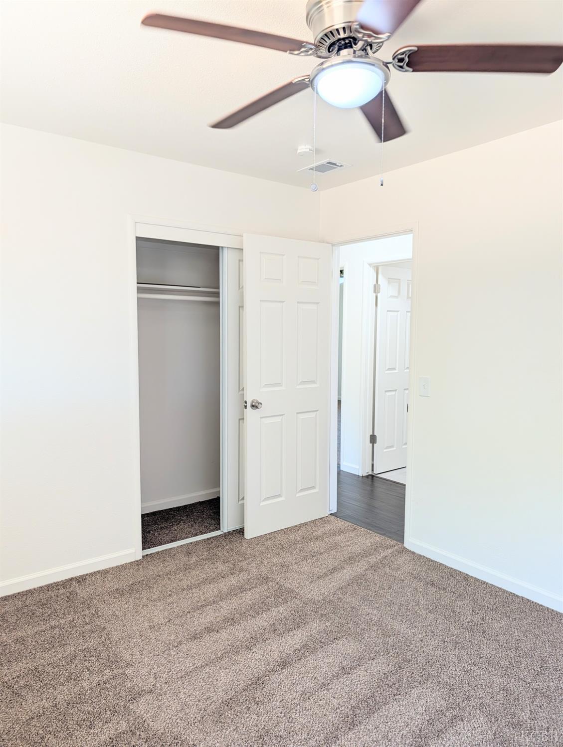 920 Avocado Dr, Lemoore, CA 93245
