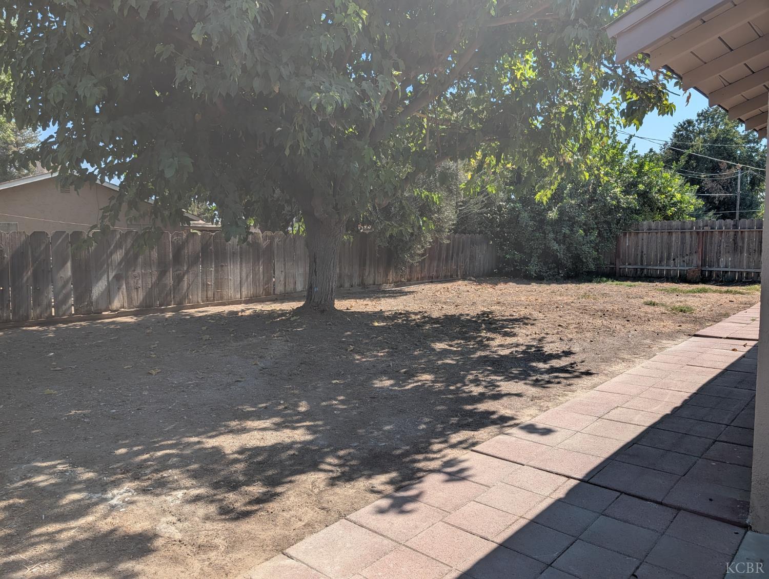 920 Avocado Dr, Lemoore, CA 93245