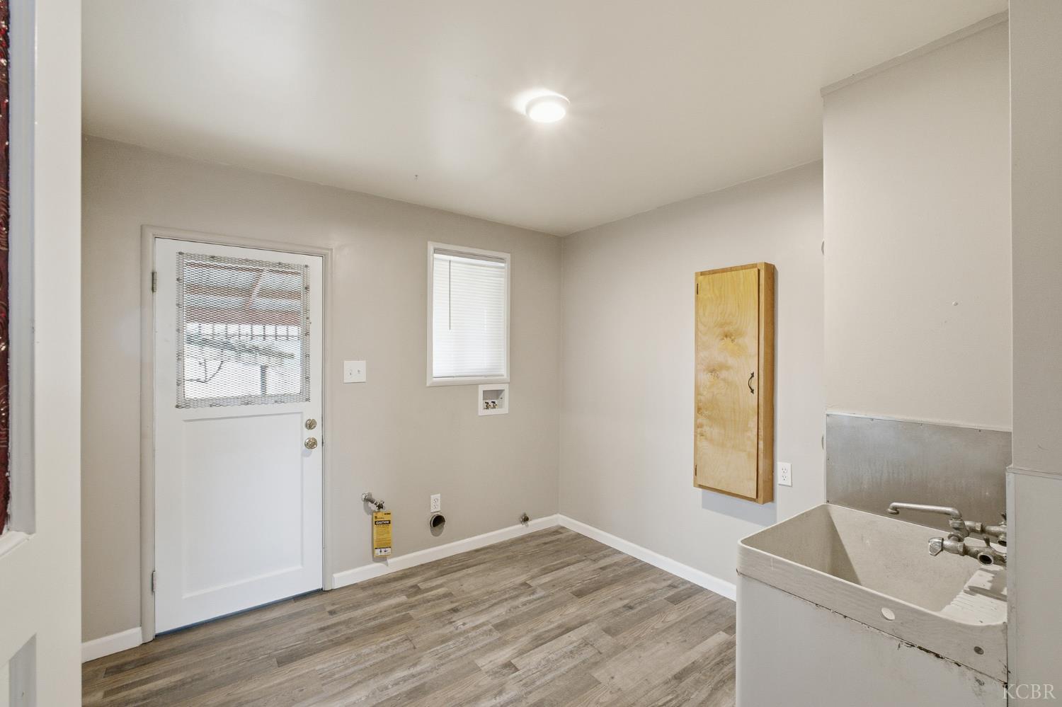 1701 7th Ave, Corcoran, CA 93212