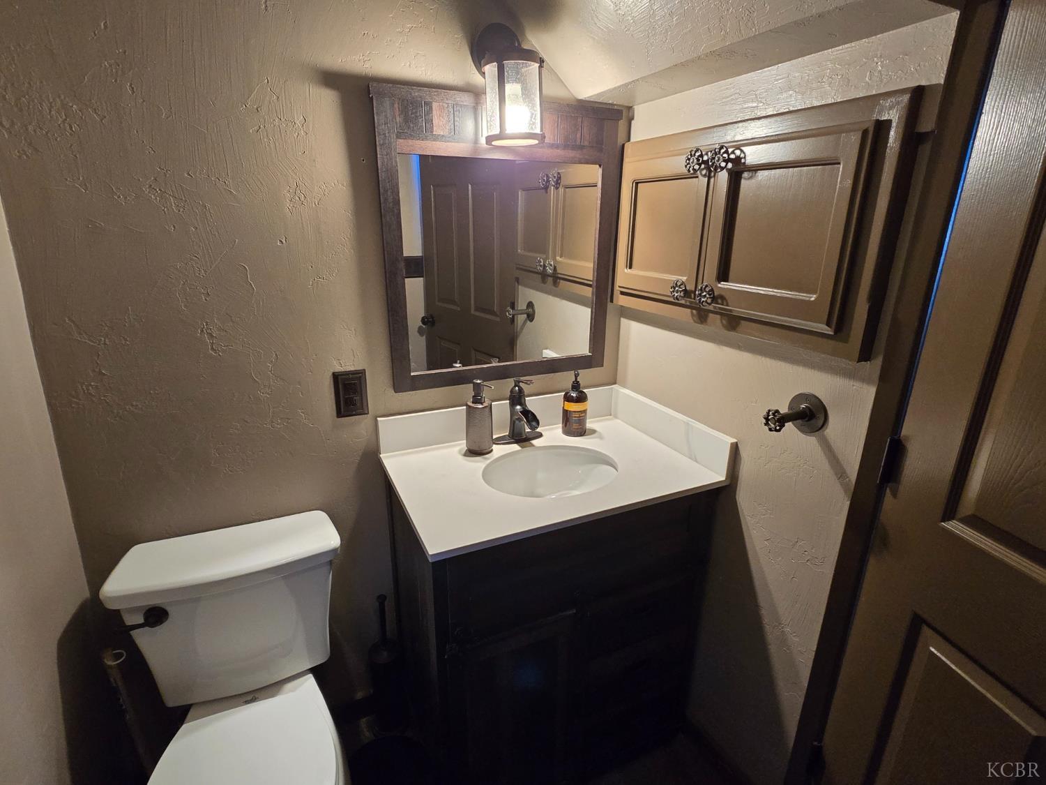 18896 Grangeville Blvd, Lemoore, CA 93245