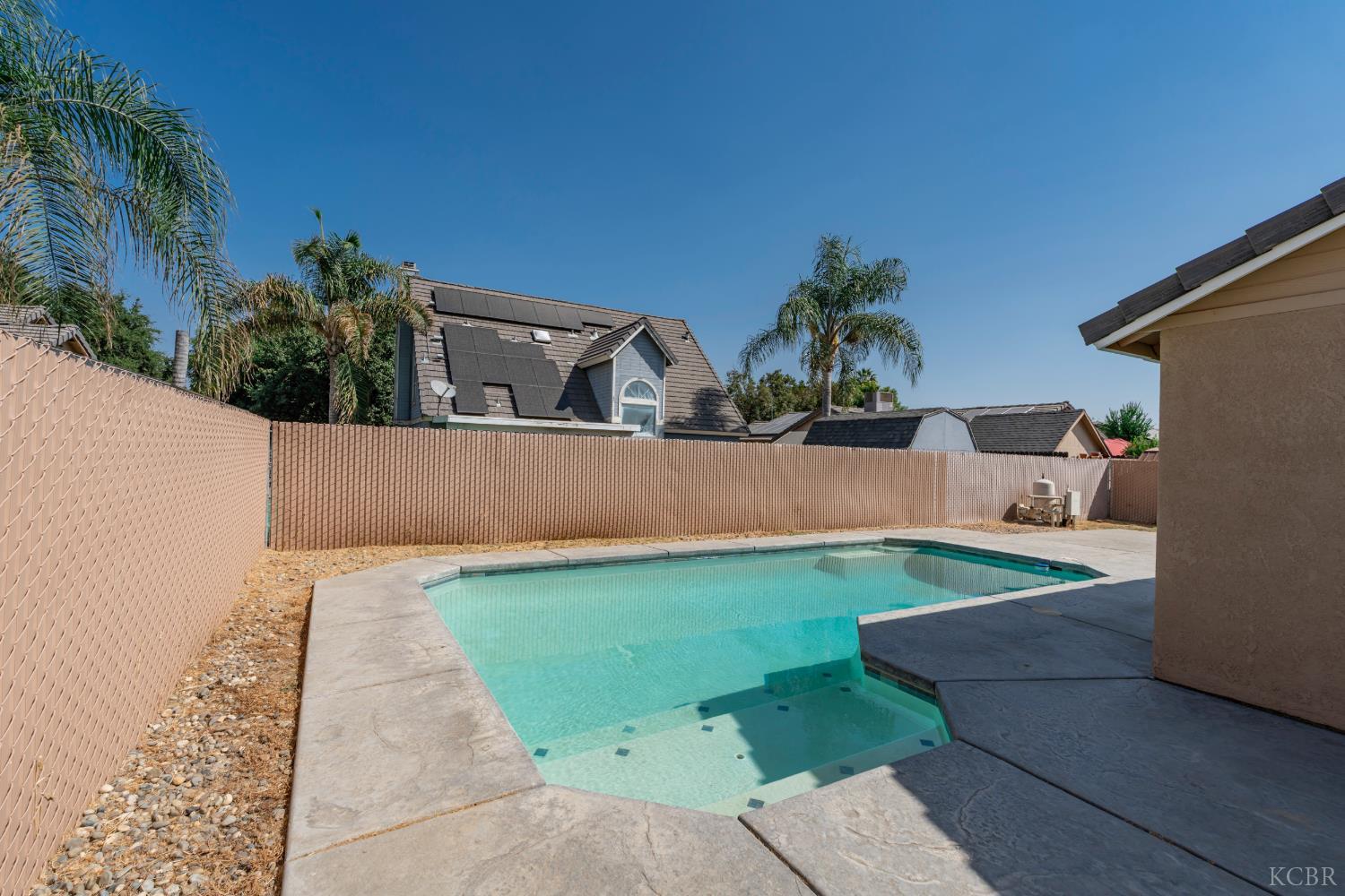 280 Greystone Ct, Lemoore, CA 93245