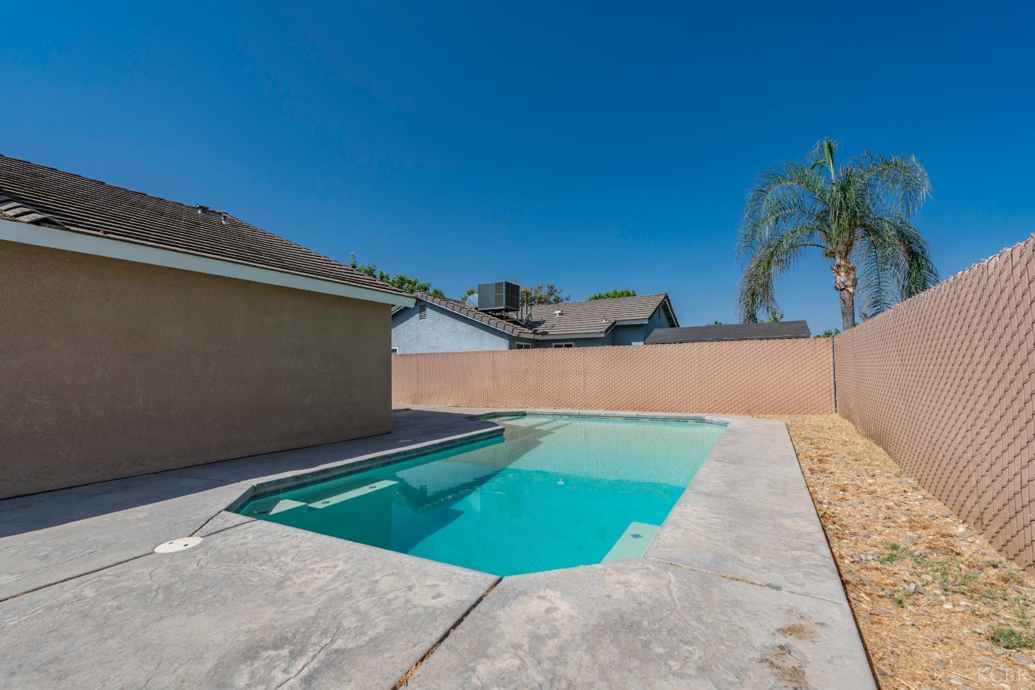 280 Greystone Ct, Lemoore, CA 93245