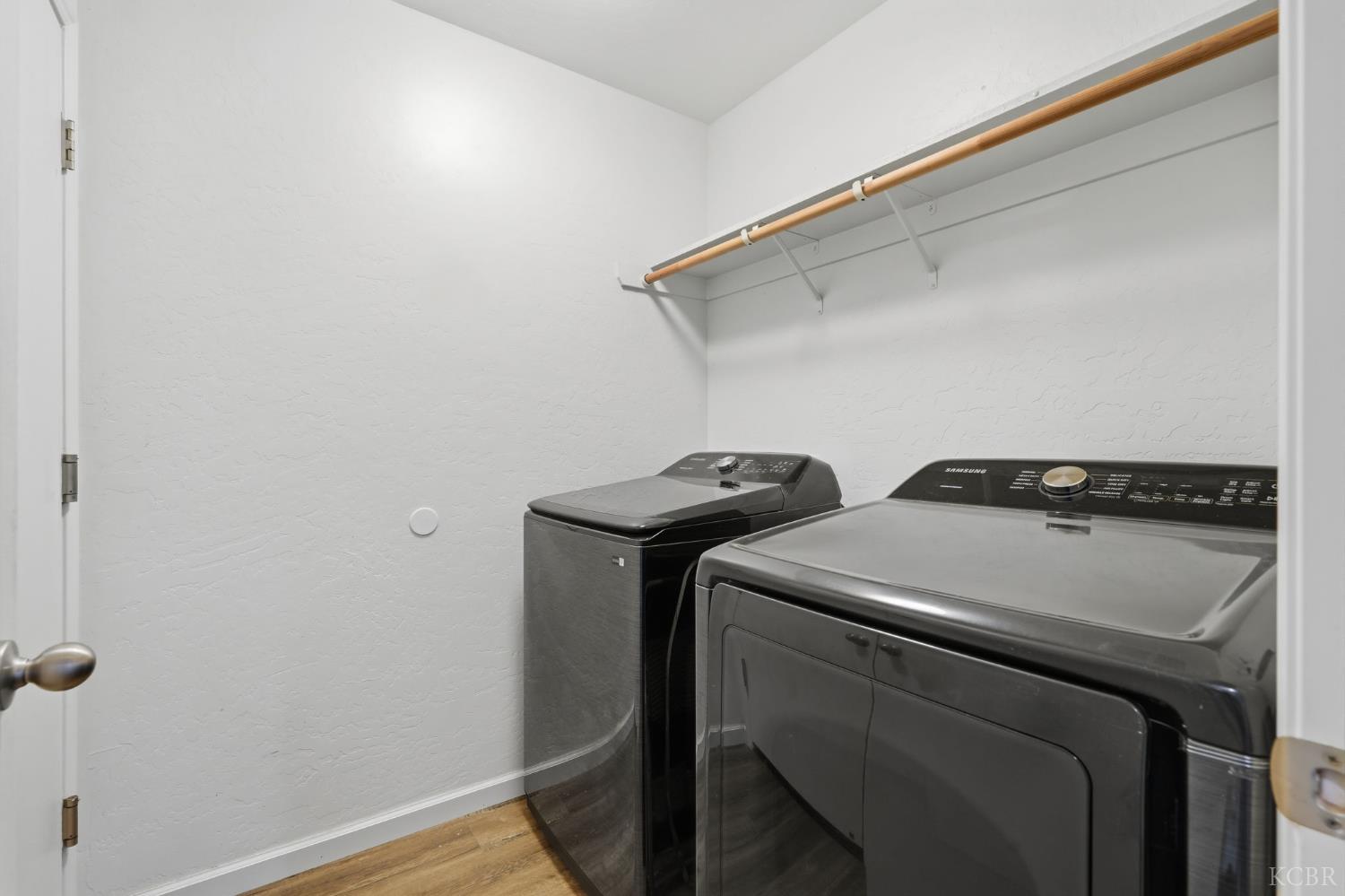 1835 Santa Cruz Dr, Tulare, CA 93274
