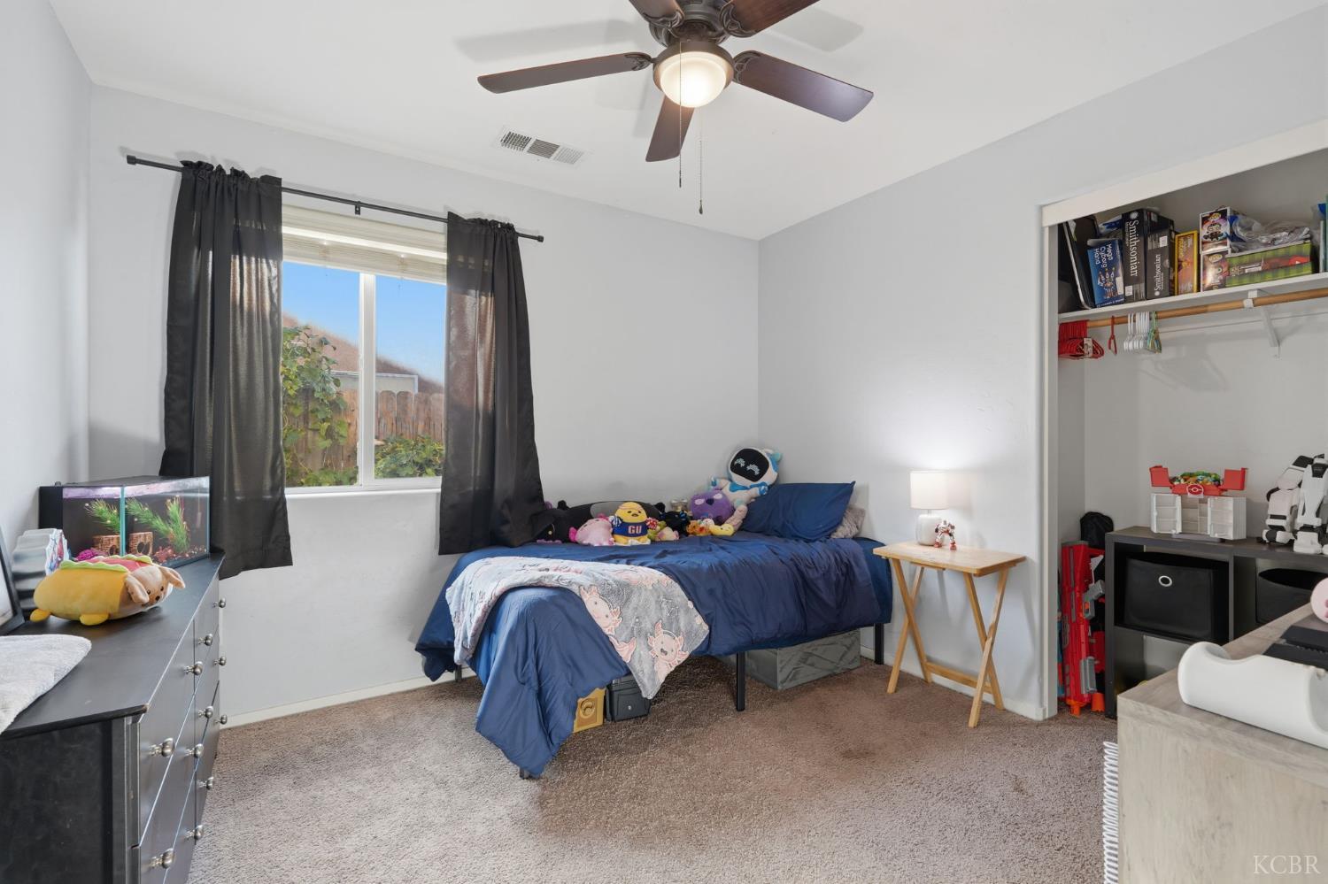 1835 Santa Cruz Dr, Tulare, CA 93274