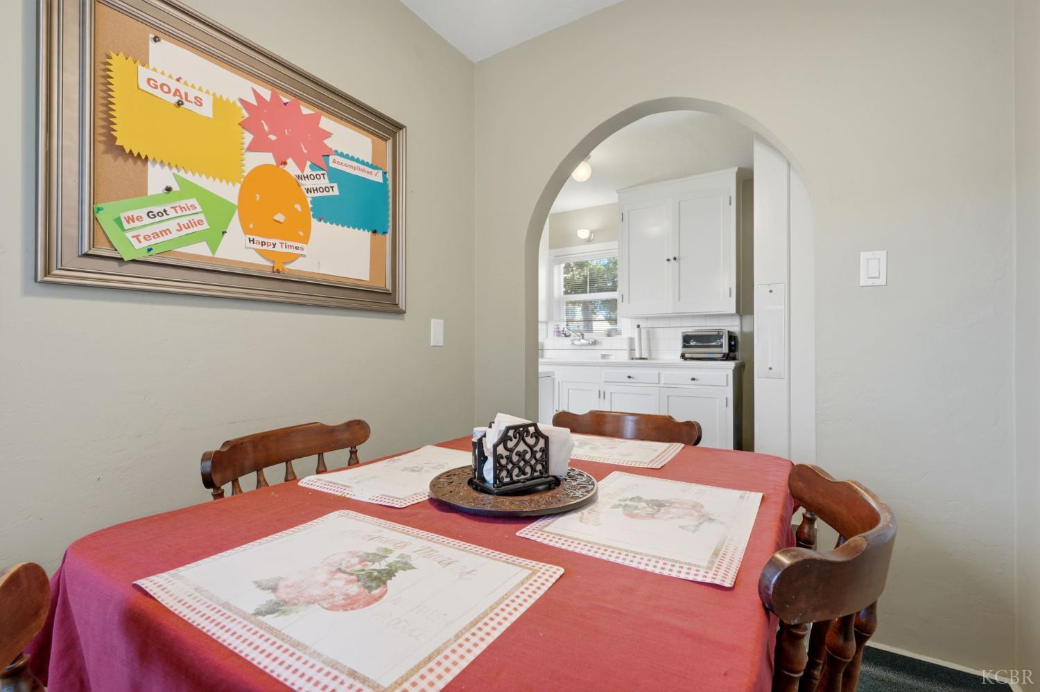 1635 N Douty St, Hanford, CA 93230