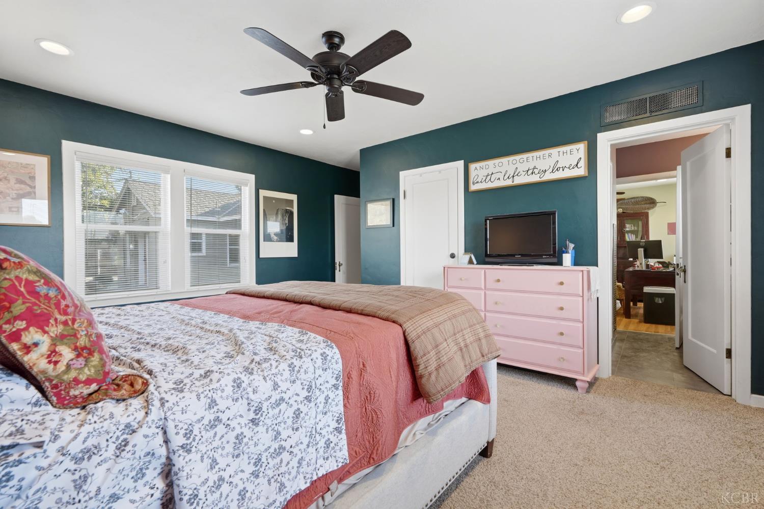 1635 N Douty St, Hanford, CA 93230