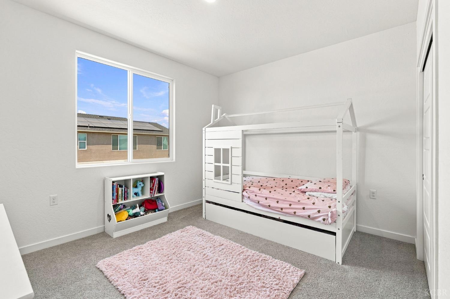 527 Vanderbilt Dr, Lemoore, CA 93245