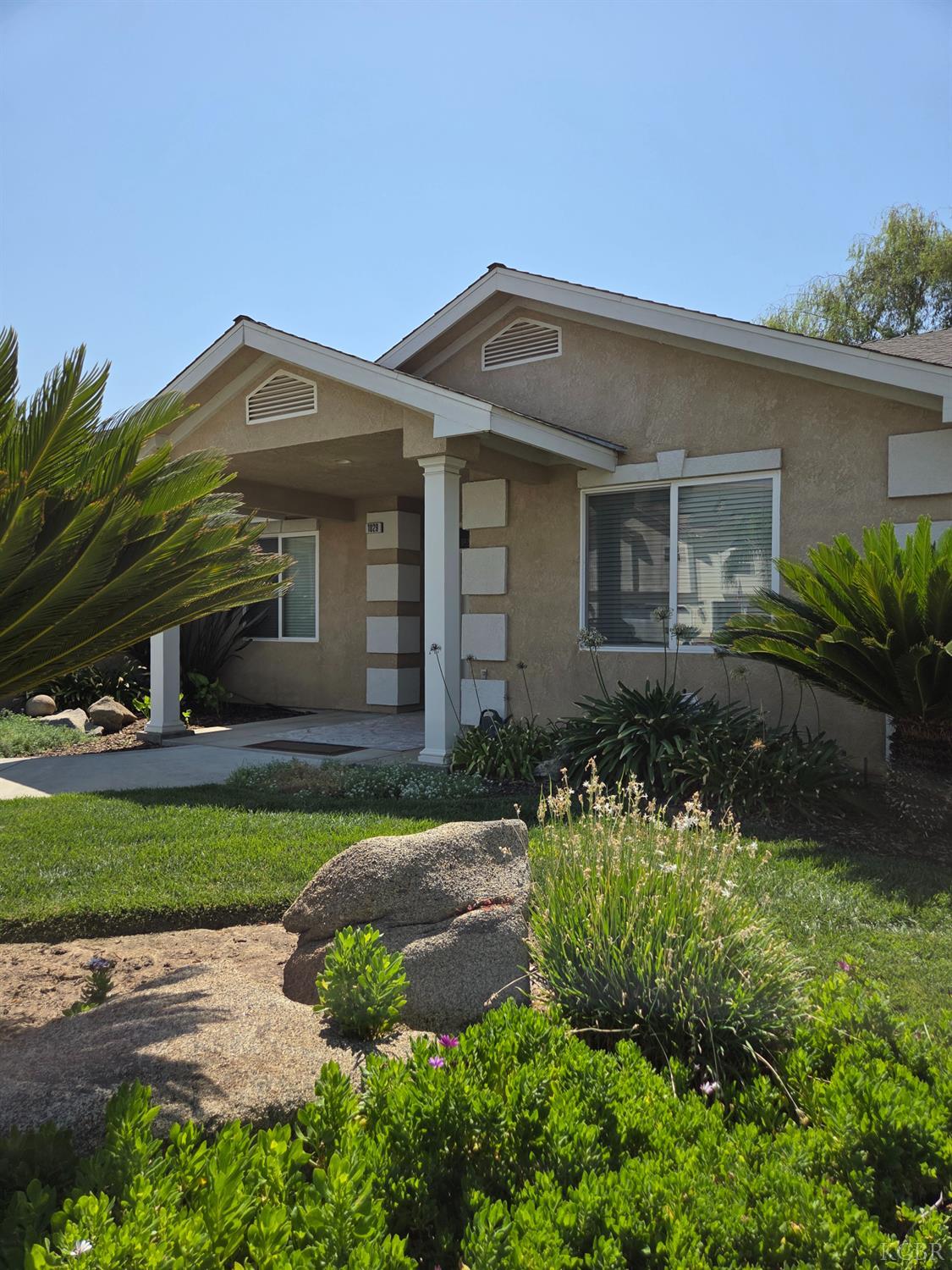 1029 Pillar Ct, Lemoore, CA 93245