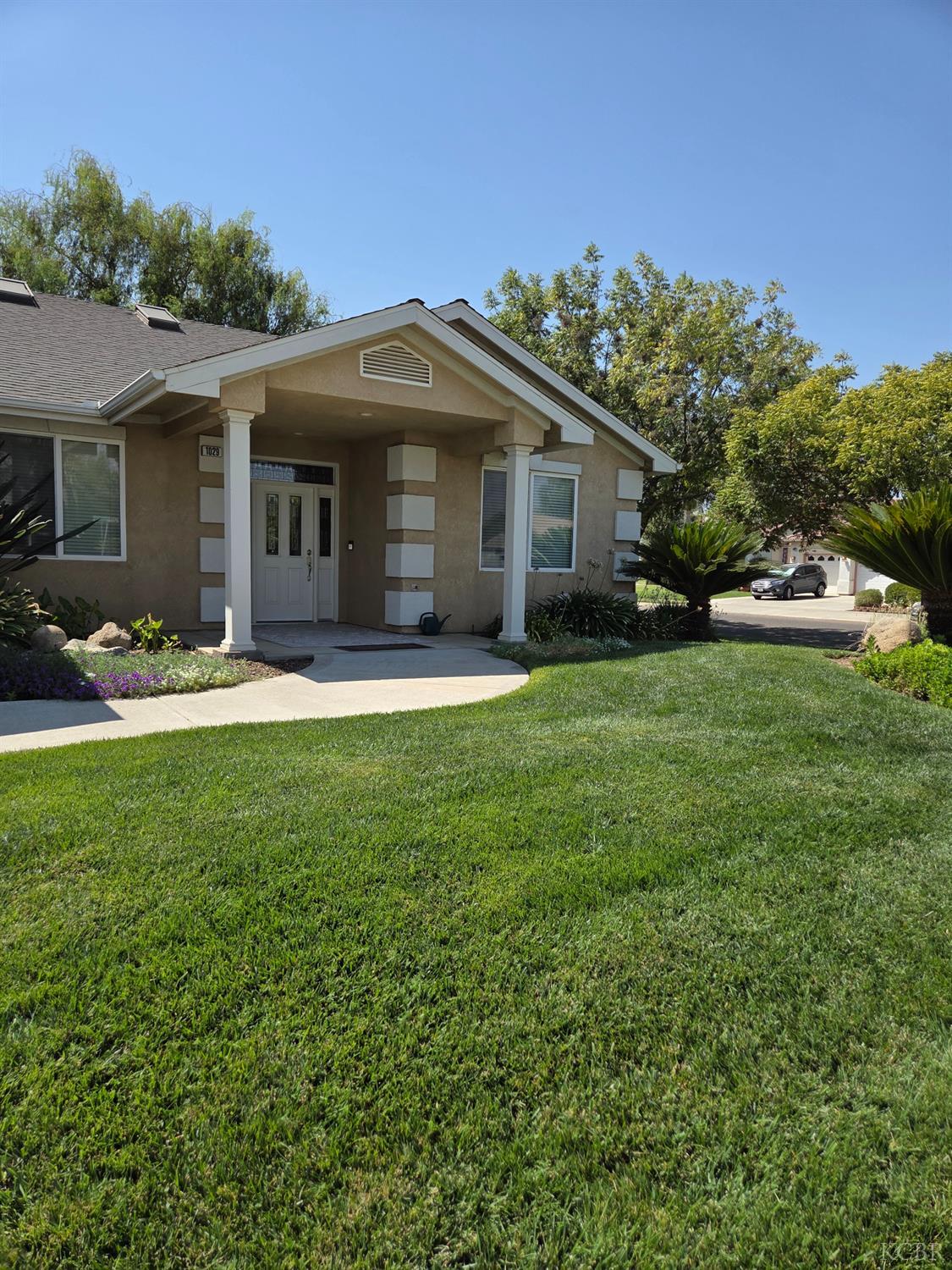 1029 Pillar Ct, Lemoore, CA 93245