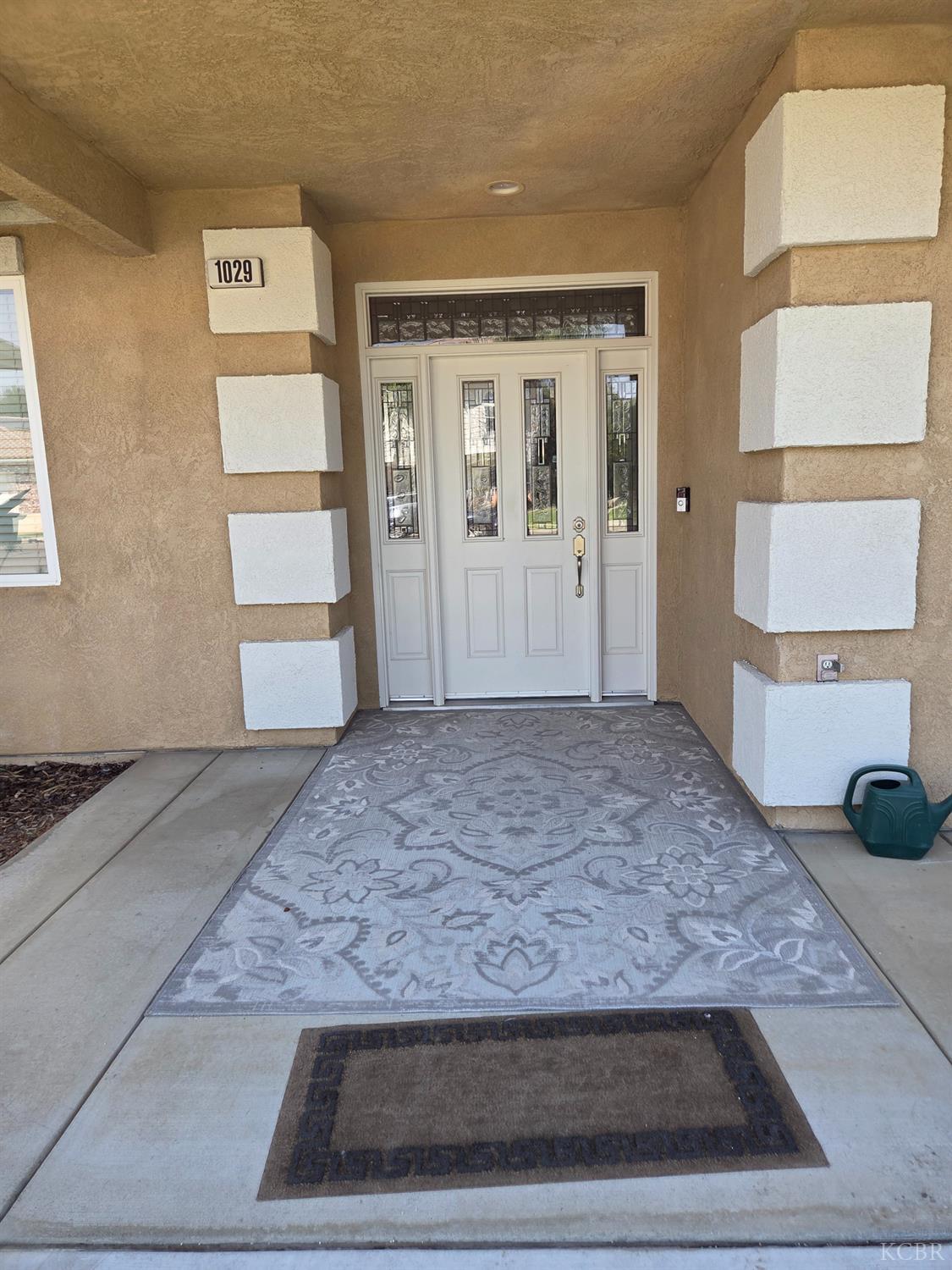 1029 Pillar Ct, Lemoore, CA 93245