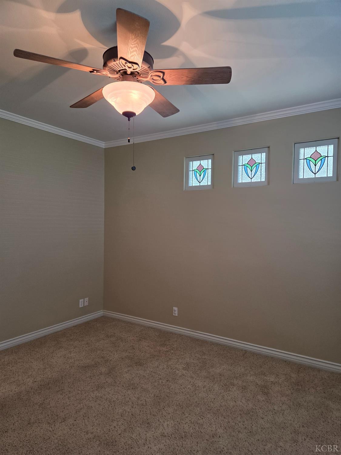 1029 Pillar Ct, Lemoore, CA 93245