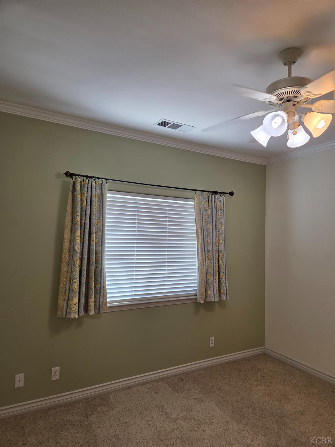1029 Pillar Ct, Lemoore, CA 93245