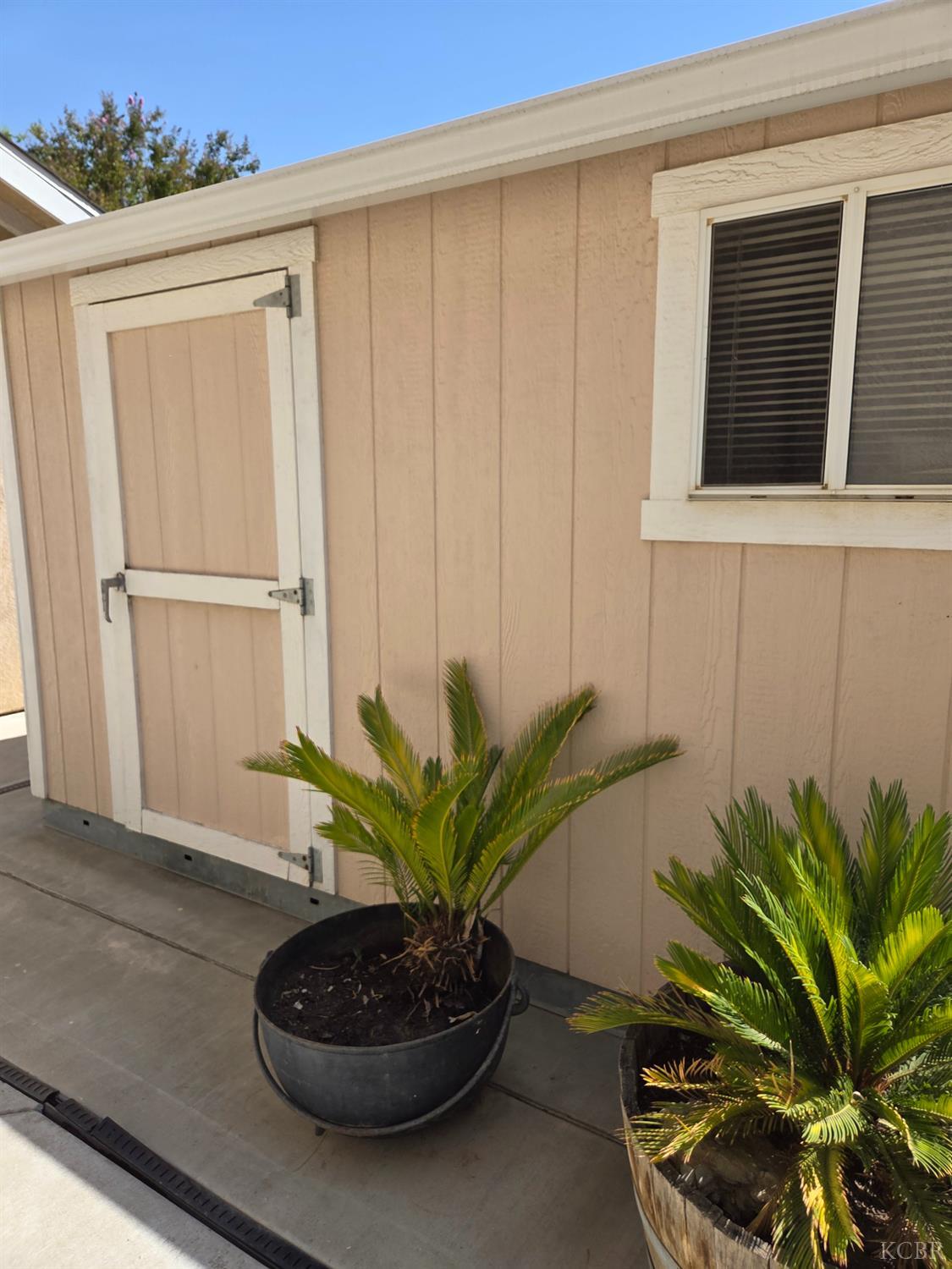 1029 Pillar Ct, Lemoore, CA 93245