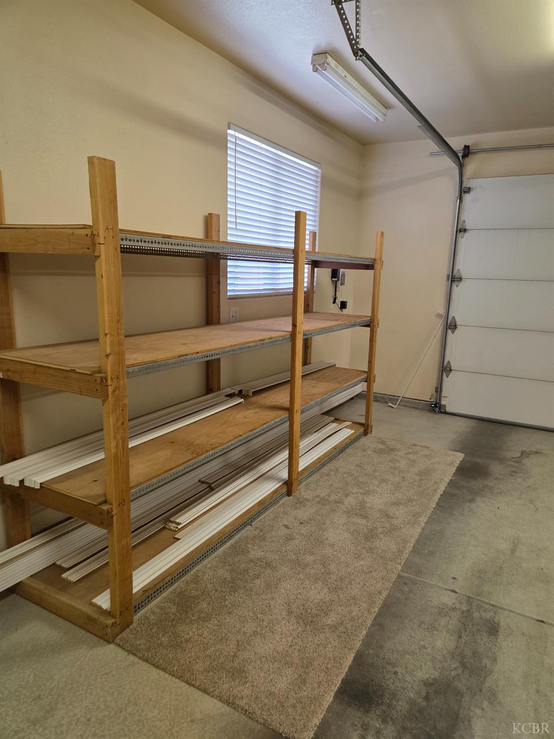 1029 Pillar Ct, Lemoore, CA 93245