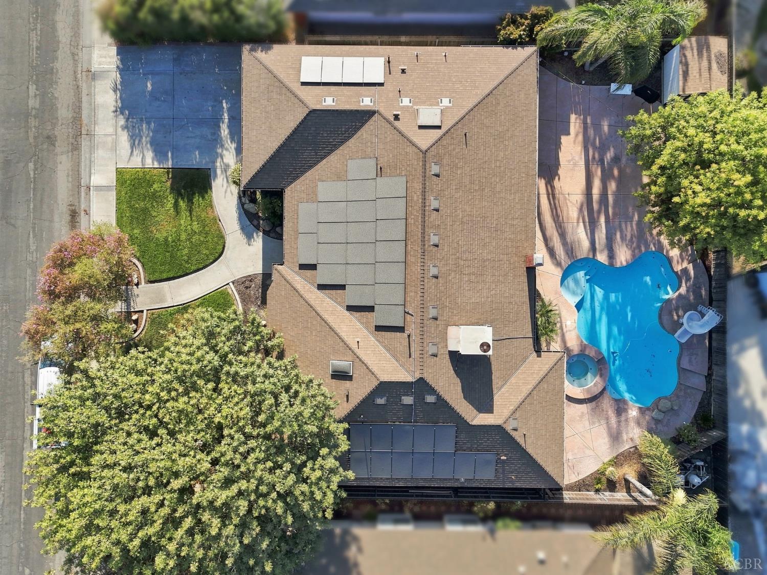 124 W Sherwood St, Hanford, CA 9330
