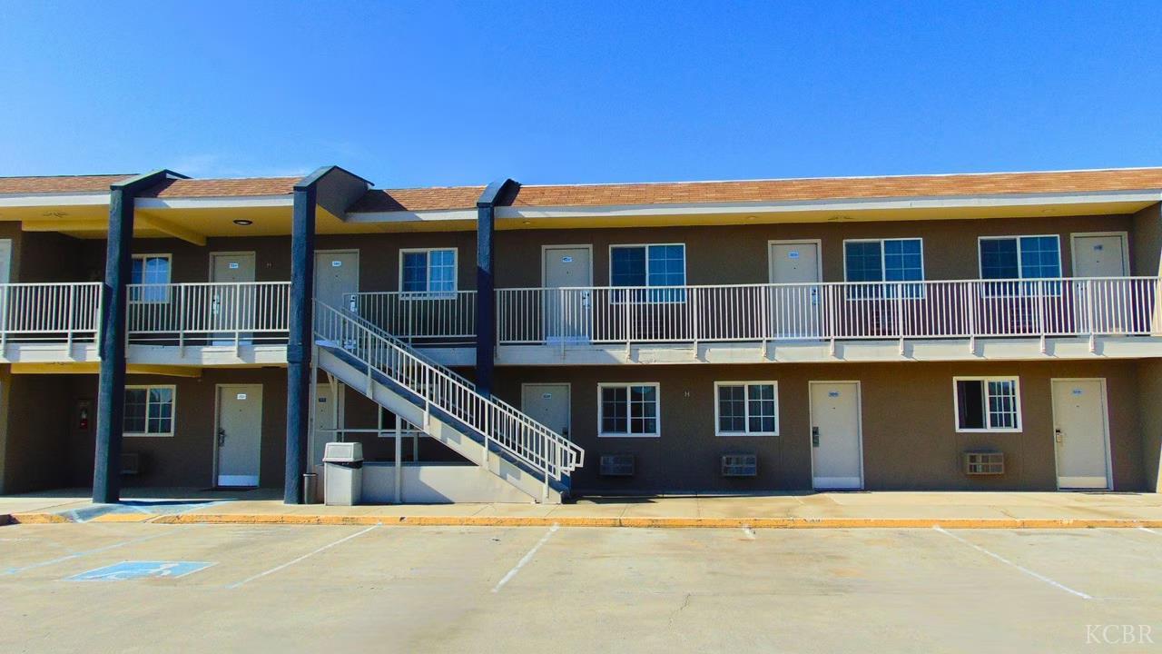 2111 Whitley Ave, Corcoran, CA 93212
