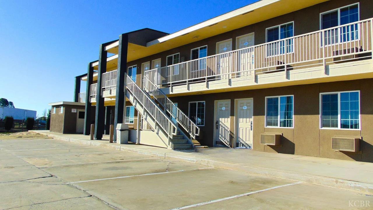2111 Whitley Ave, Corcoran, CA 93212