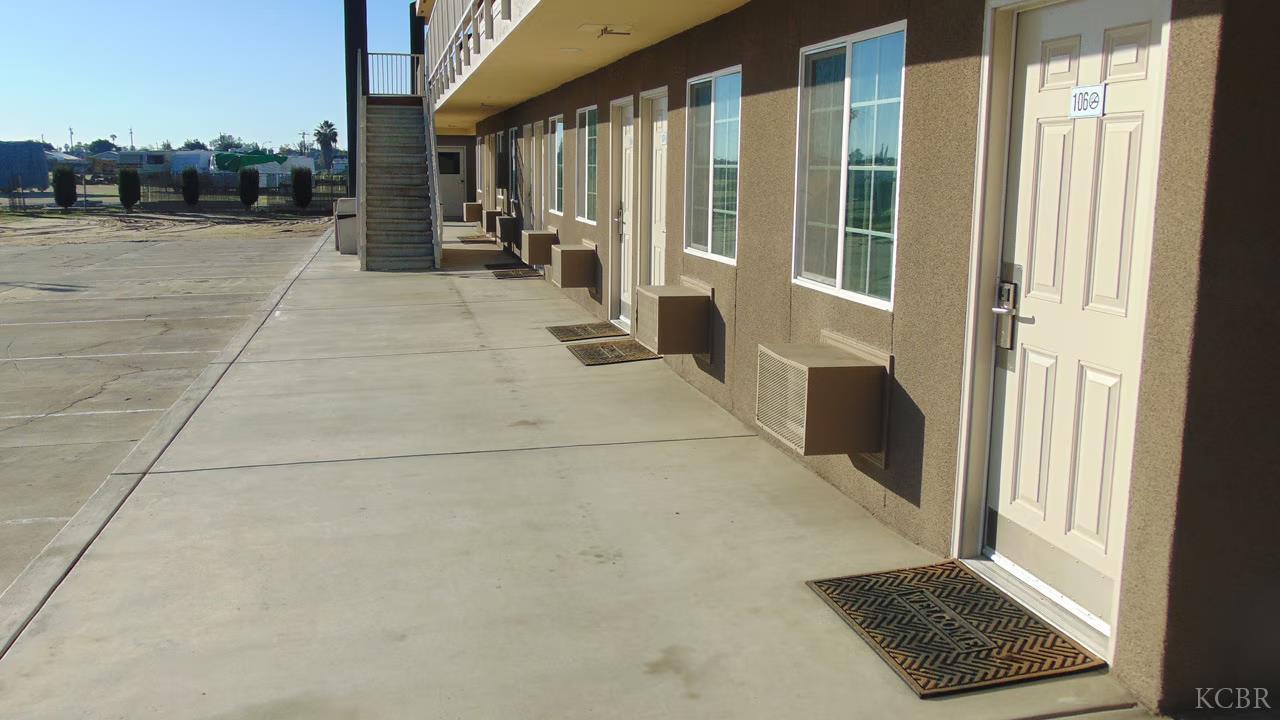 2111 Whitley Ave, Corcoran, CA 93212