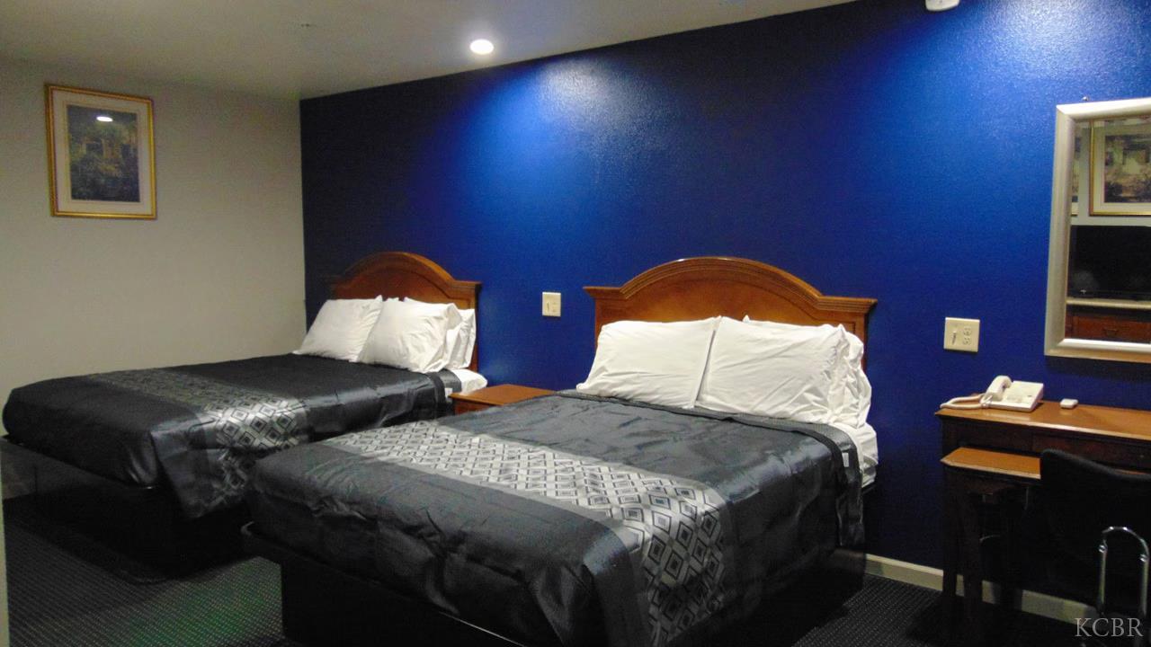 2111 Whitley Ave, Corcoran, CA 93212