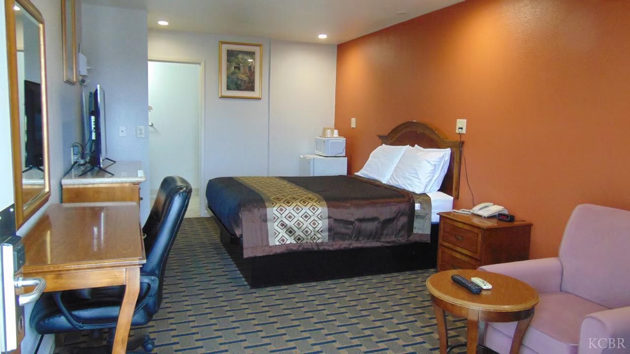 2111 Whitley Ave, Corcoran, CA 93212