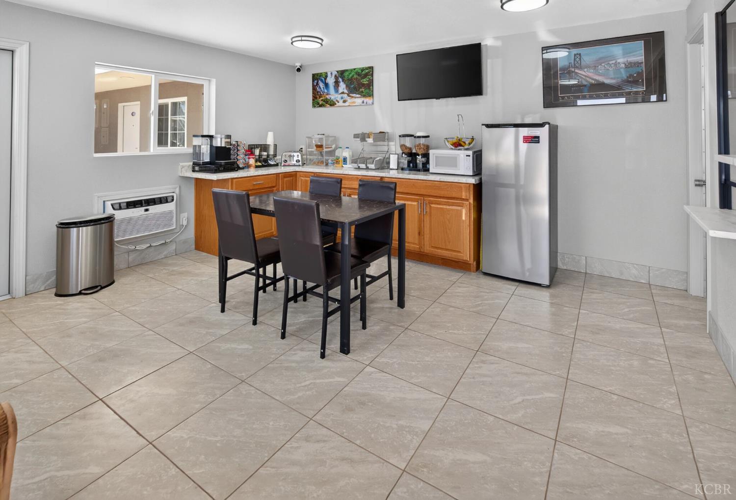 2111 Whitley Ave, Corcoran, CA 93212