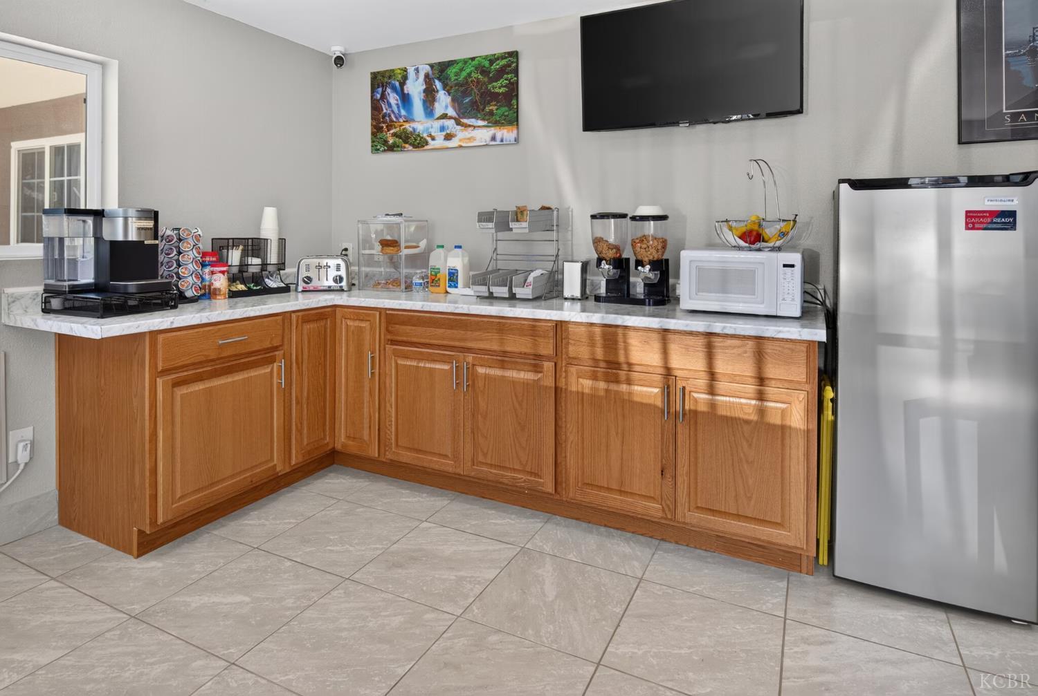 2111 Whitley Ave, Corcoran, CA 93212