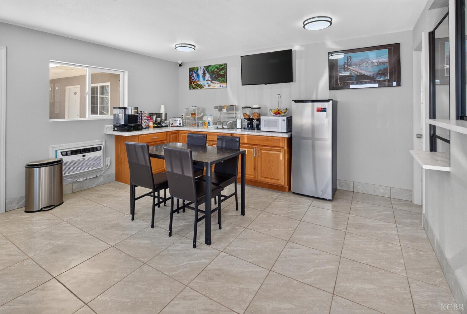 2111 Whitley Ave, Corcoran, CA 93212