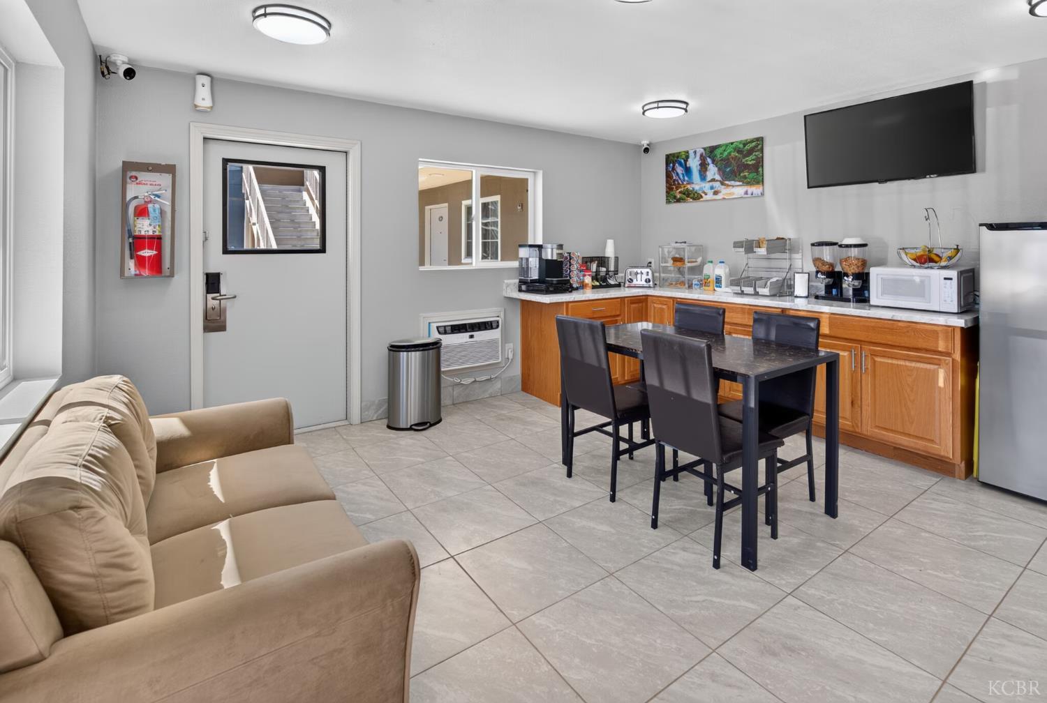 2111 Whitley Ave, Corcoran, CA 93212