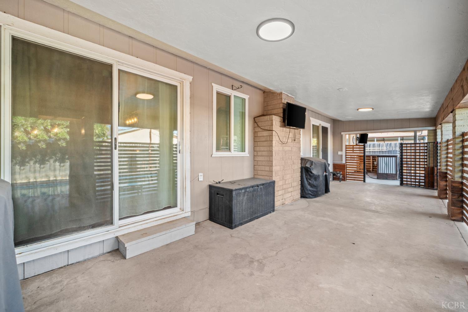 1370 Ashland Dr, Lemoore, CA 93245