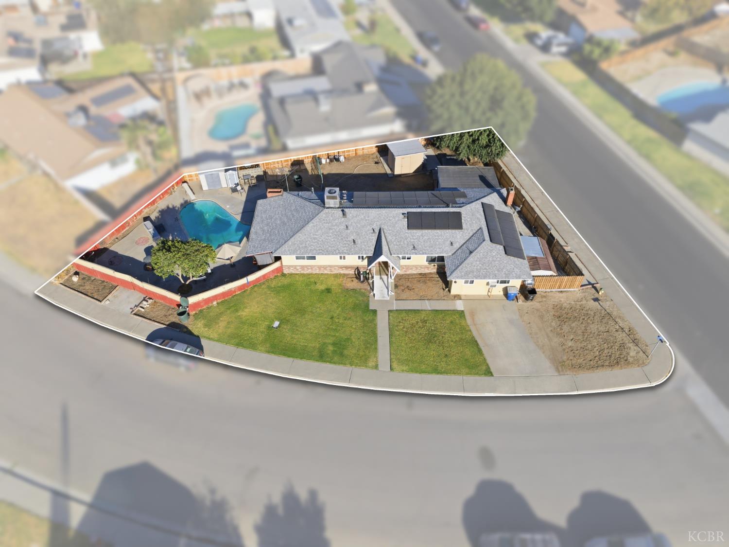 1155 Laurel Ln, Lemoore, CA 93245