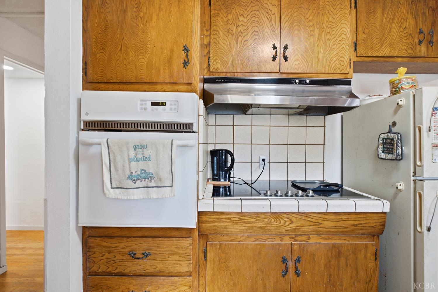 1155 Laurel Ln, Lemoore, CA 93245
