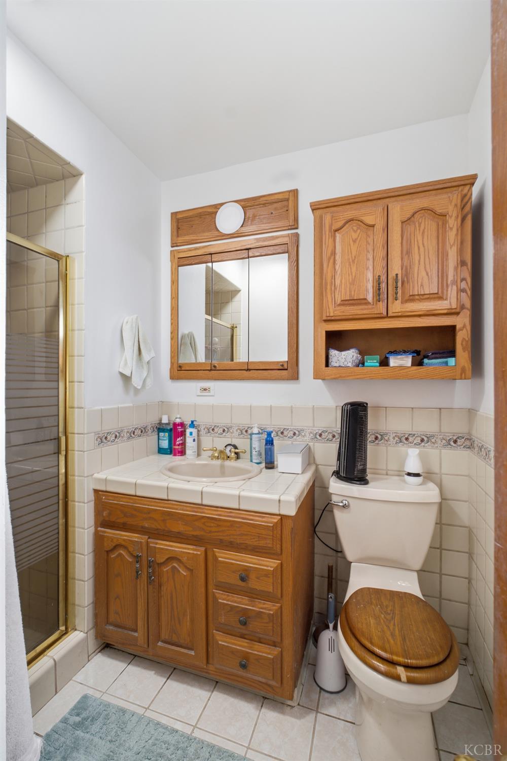 1155 Laurel Ln, Lemoore, CA 93245