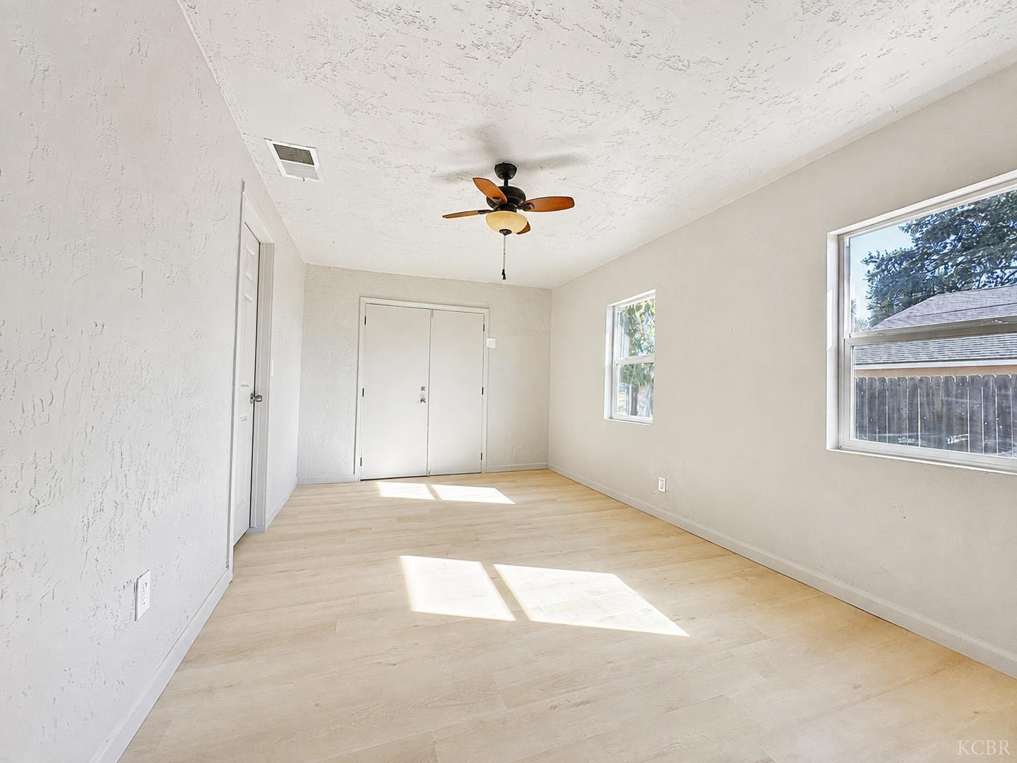 13857 6th St, Armona, CA 93212