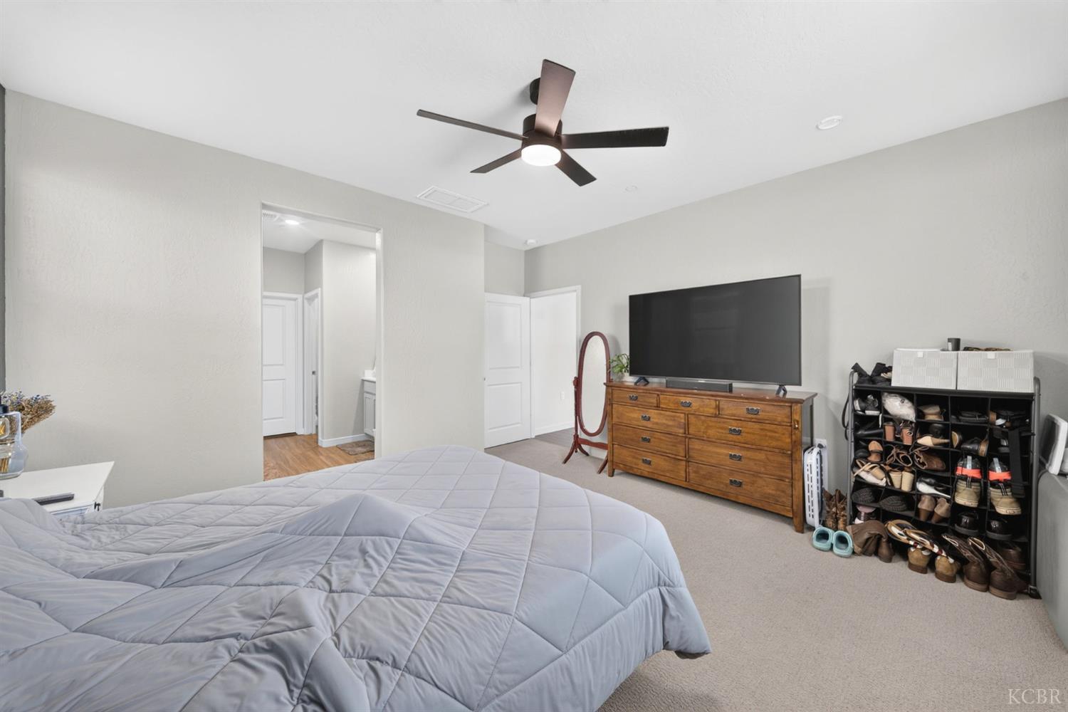 1768 W Graham St, Hanford, CA 93230
