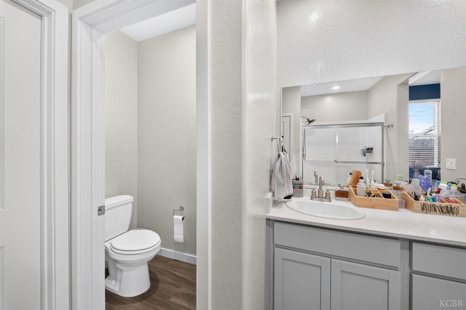 1768 W Graham St, Hanford, CA 93230
