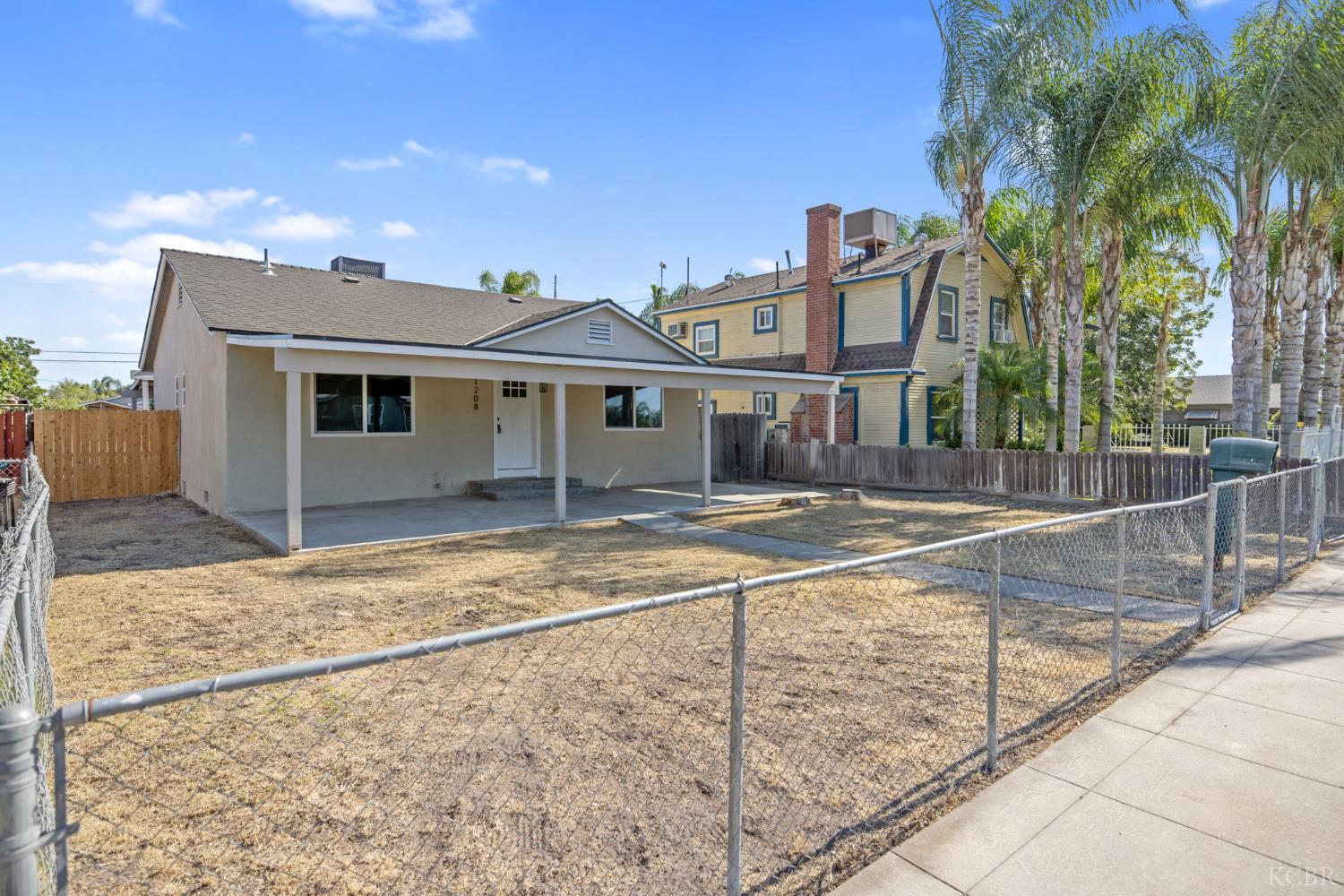 1208 Hall Ave, Corcoran, CA 93212