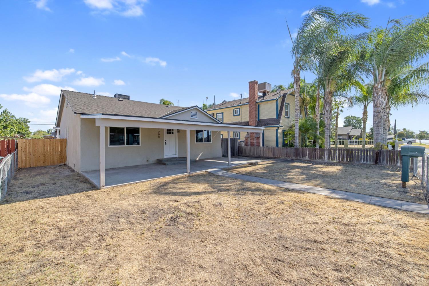 1208 Hall Ave, Corcoran, CA 93212