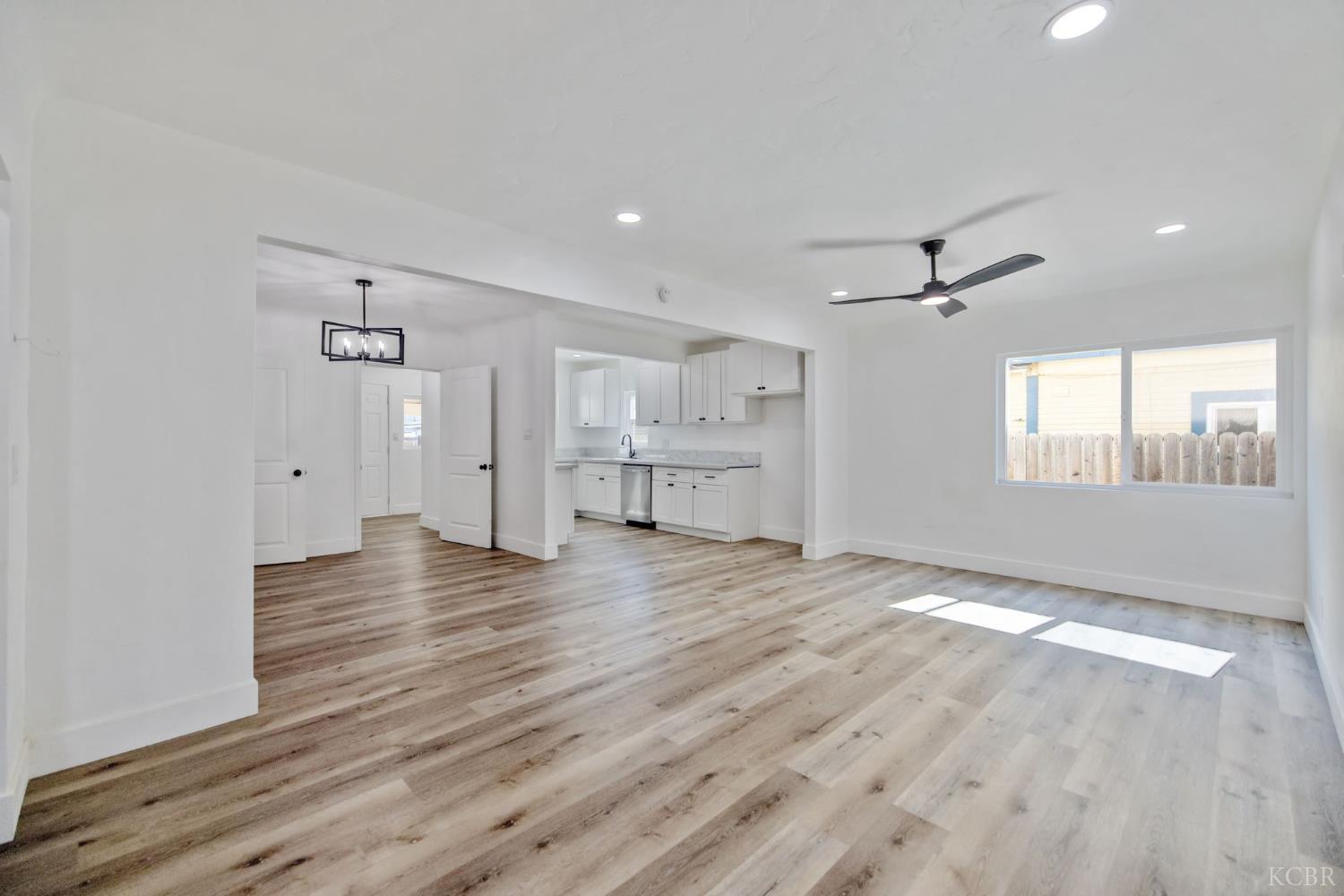 1208 Hall Ave, Corcoran, CA 93212