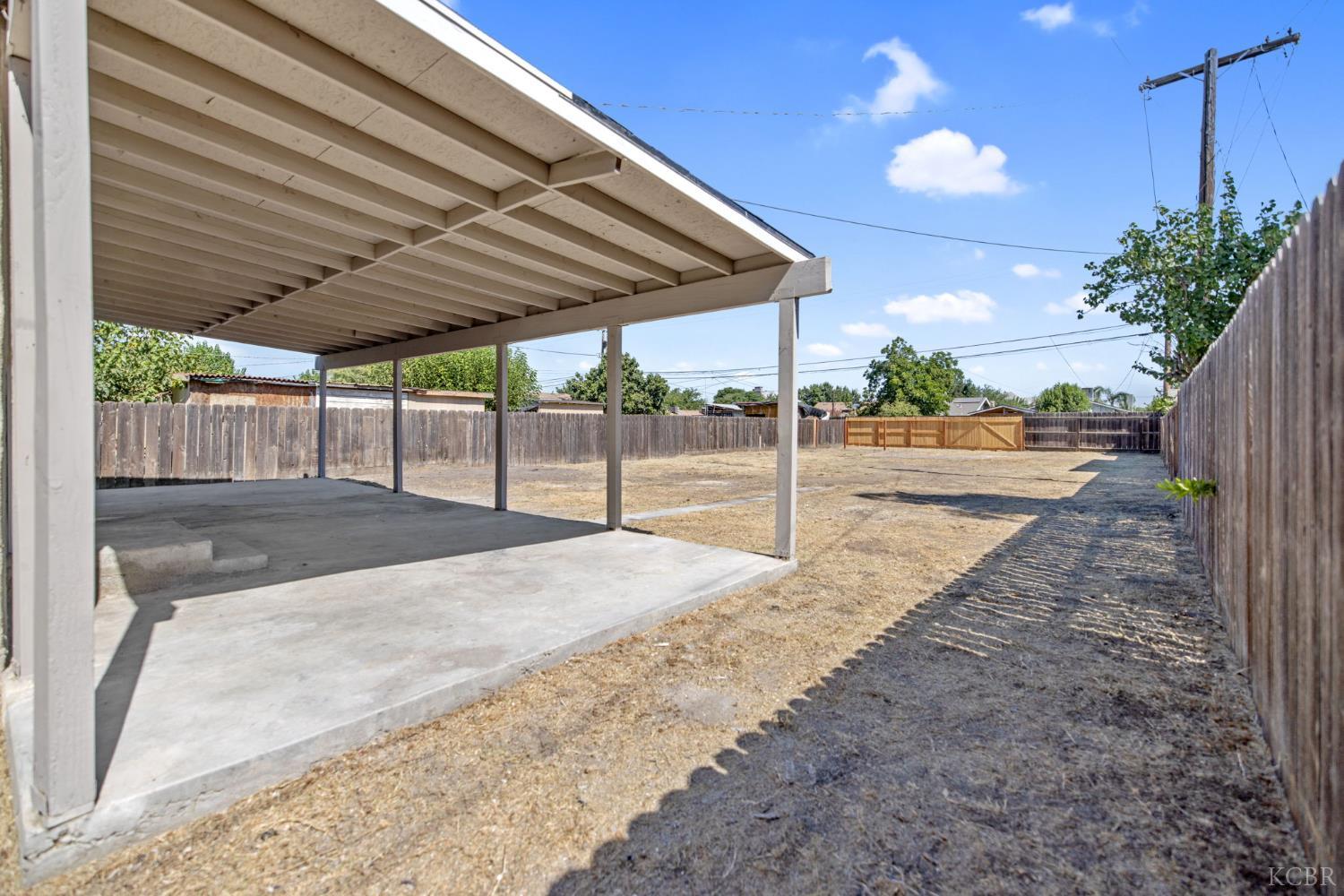 1208 Hall Ave, Corcoran, CA 93212