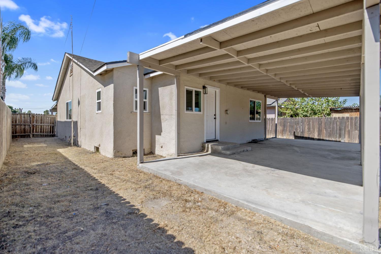 1208 Hall Ave, Corcoran, CA 93212