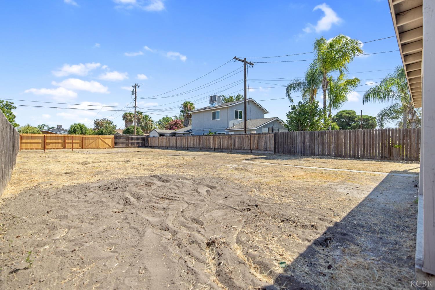 1208 Hall Ave, Corcoran, CA 93212