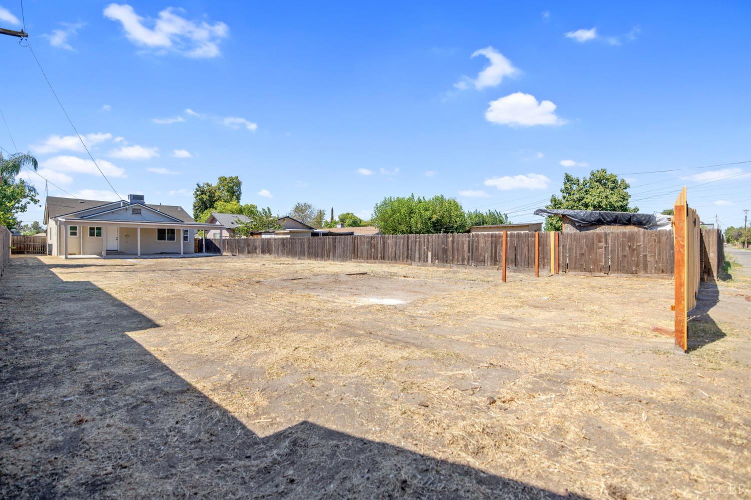 1208 Hall Ave, Corcoran, CA 93212