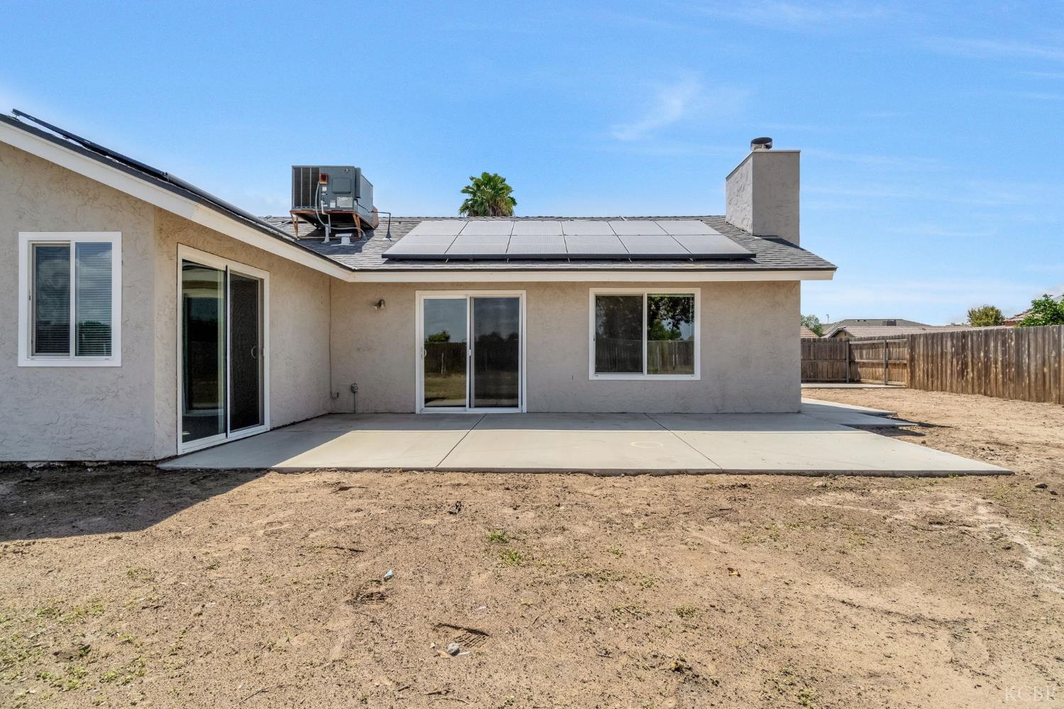 1050 Cherry Ln, Lemoore, CA 93245