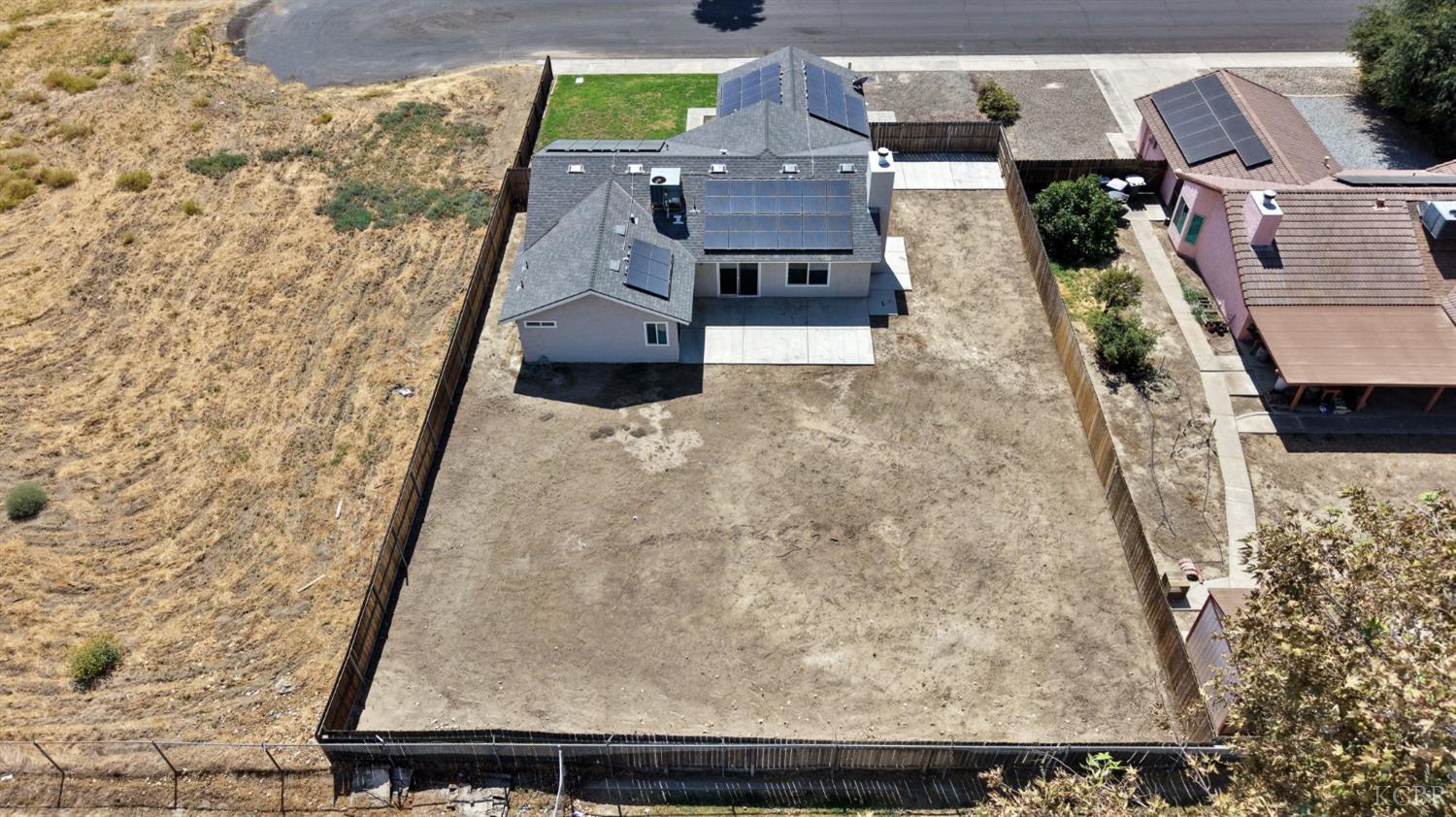 1050 Cherry Ln, Lemoore, CA 93245