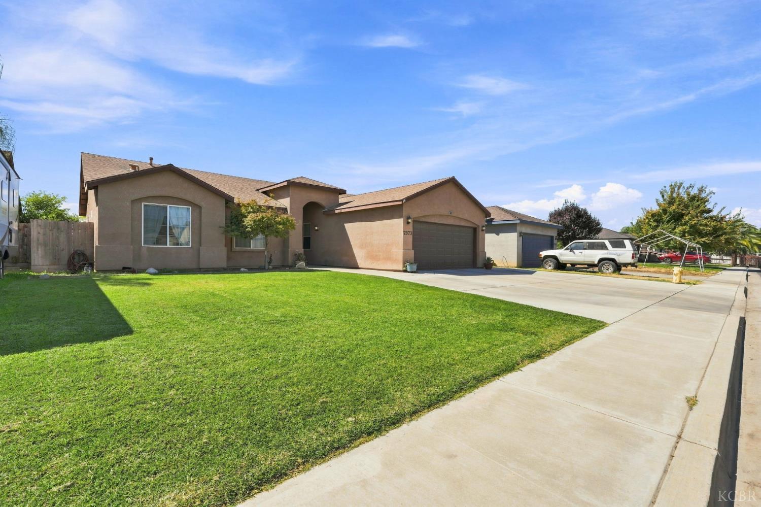 7373 Avenue 306, Goshen, CA 93291