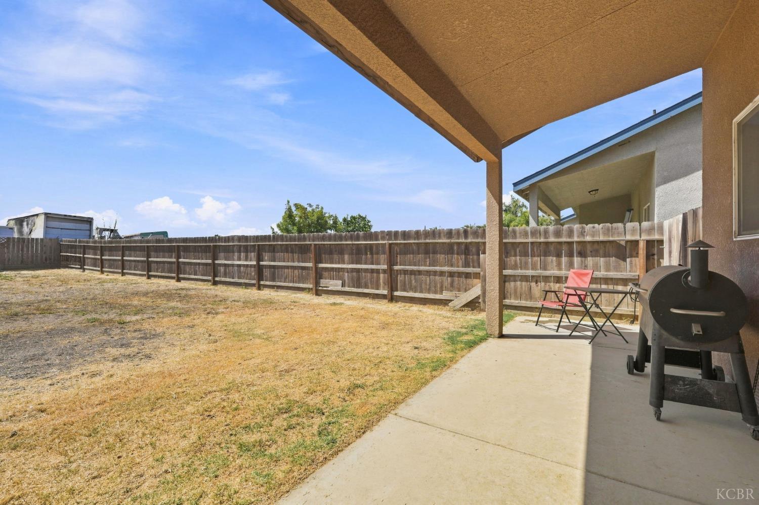 7373 Avenue 306, Goshen, CA 93291