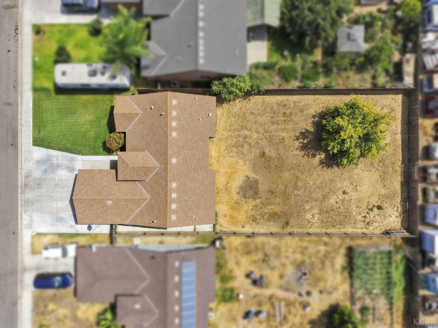 7373 Avenue 306, Goshen, CA 93291