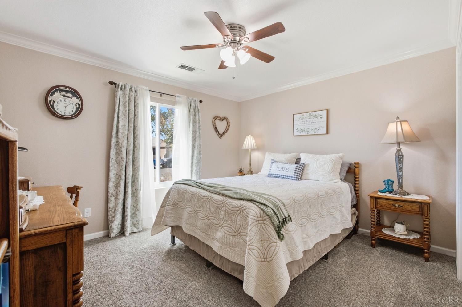 2108 Franklin Way, Hanford, CA 93230