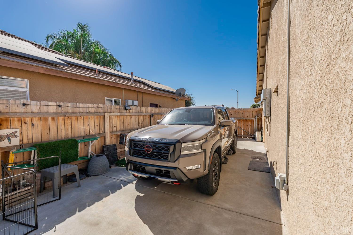 2108 Franklin Way, Hanford, CA 93230